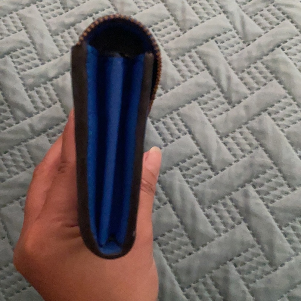 wallet - Picture 5 of 5